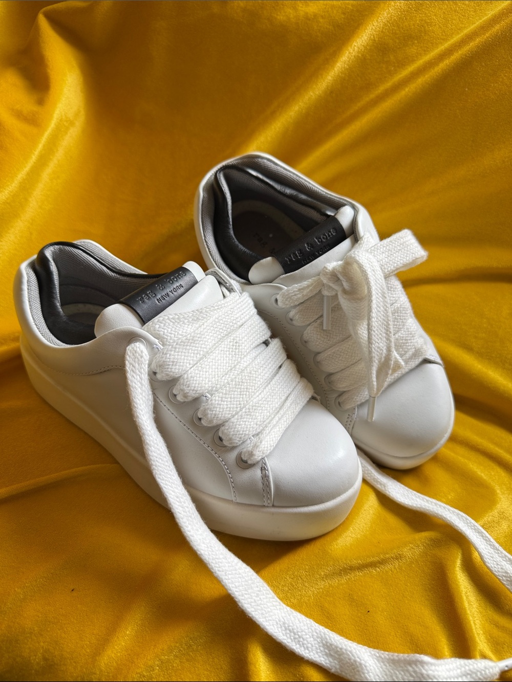 Rag & Bone "Retro Pro" leather sneakers. Size 35 or size 5